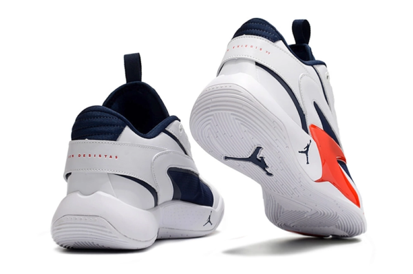 897CCC7E-F6F0-4734-B284-0670B12D8E36