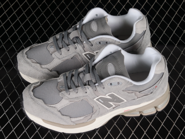 95456F8F-D315-44CD-8D9D-9092A4CA74DB