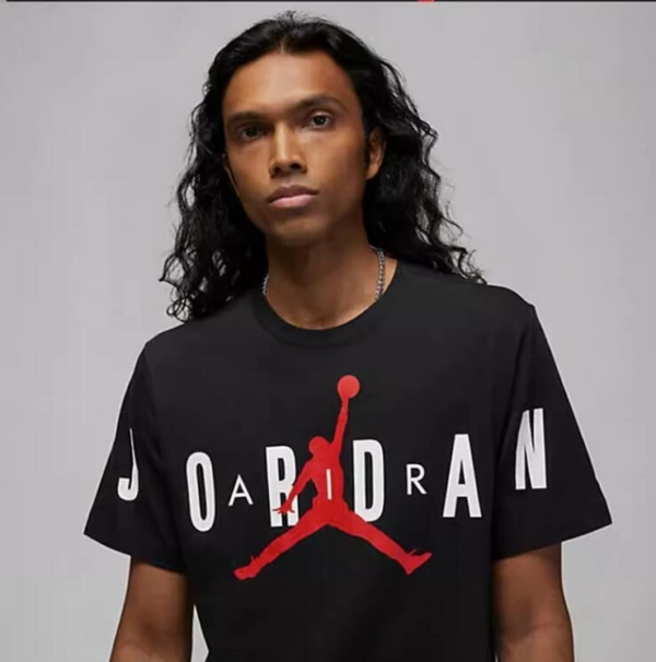 9666C6DD-DB22-4BA7-B00A-E0E92E565B05