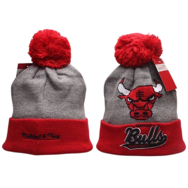 Шапка Mitchell & Ness Chicago Bulls Winter Puff Ball Hat