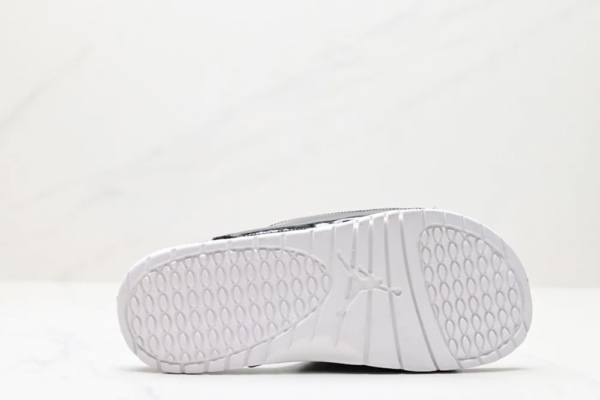 СЛАНЦЫ NIKE JORDAN HYDRO IV RETRO черно-красный-купить в time2win.ru