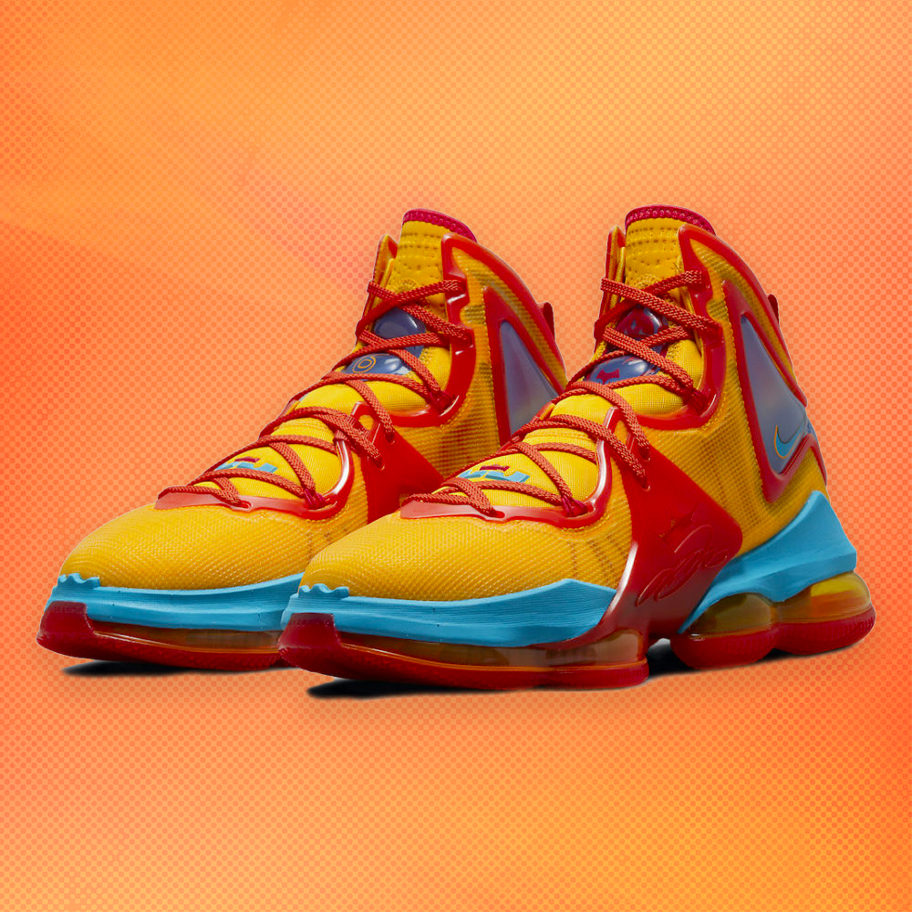 Nike LeBron 19